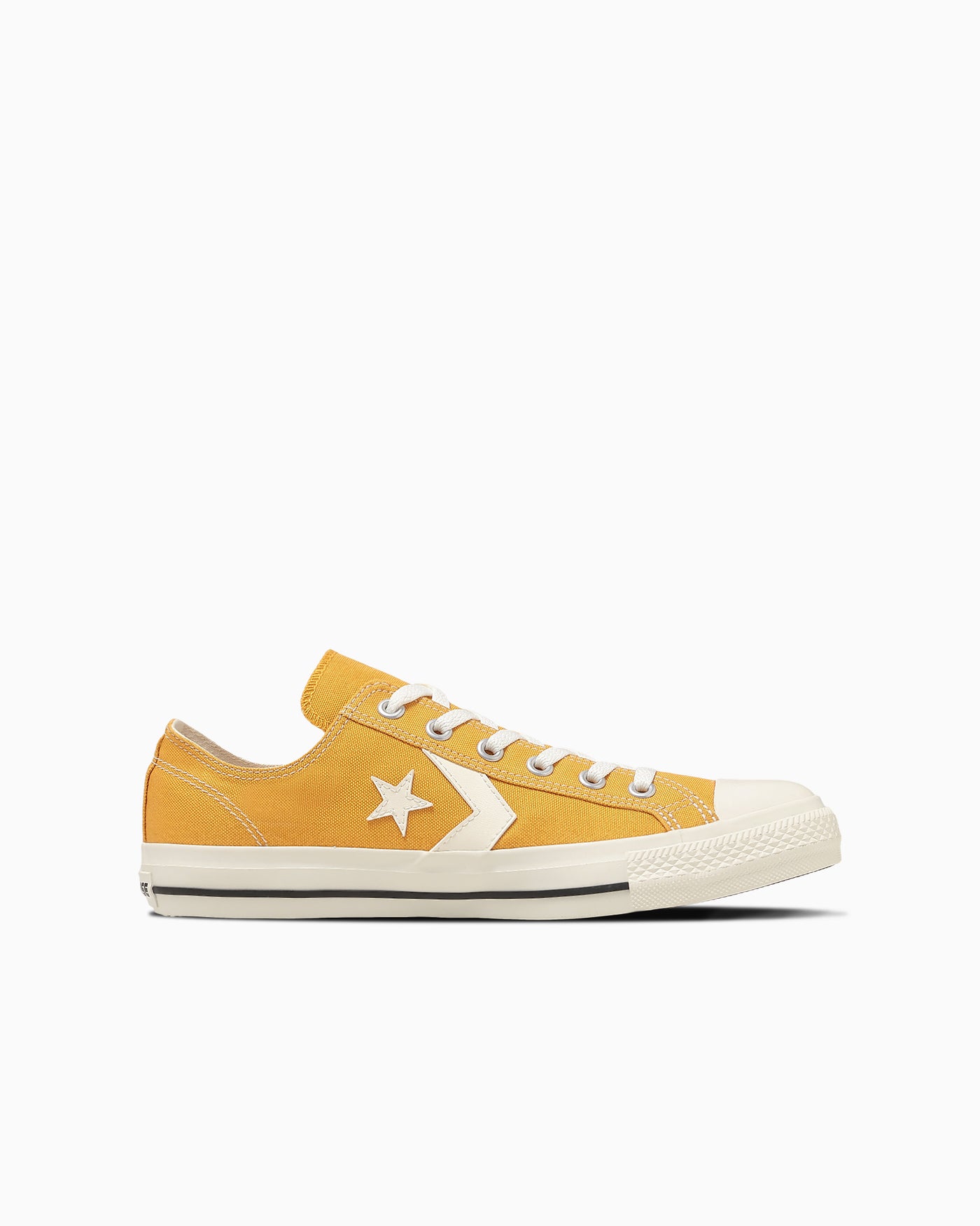 Lookbook Converse x Off-White 联名款 "OX" 金色运动鞋 33702570