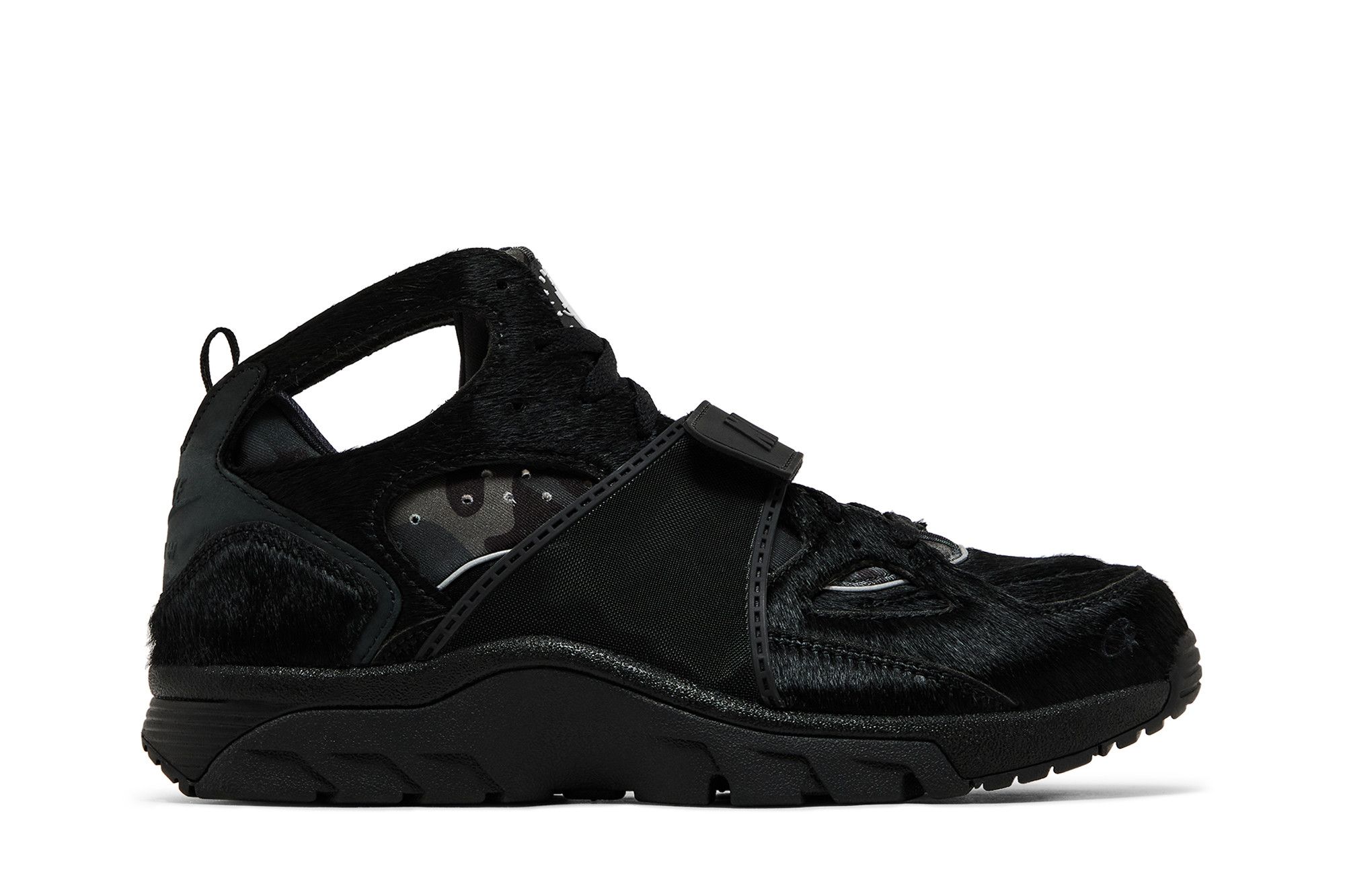 Corteiz x Nike Air Trainer Huarache 'Black Pony' FQ8793-003