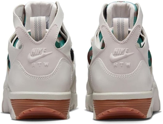 Corteiz x Nike Air Trainer Huarache 'Light Bone' FQ8793-002 Purchase Corteiz x Nike Air Trainer Huarache 'Light Bone' FQ8793-002