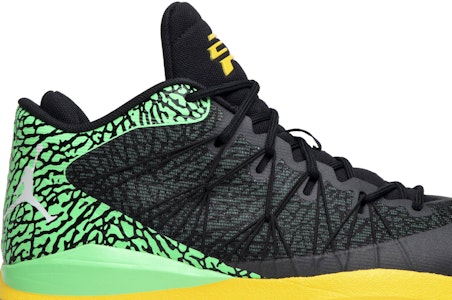 CP3.III × AJ6 レトロ "ブラジルパック" 688447-920 Lookbook CP3.III × AJ6 レトロ "ブラジルパック" 688447-920