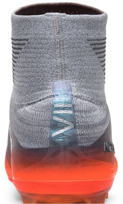 CR7 x Nike Mercurial SuperFly 5 FG 'Metallic Hematite' Sepak Bola. 852511-001 Sizing CR7 x Nike Mercurial SuperFly 5 FG 'Metallic Hematite' Sepak Bola. 852511-001