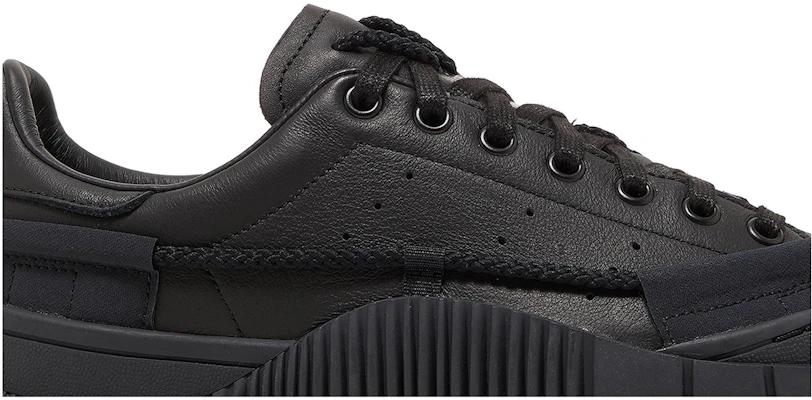 Puma cali sneakers sales in triple black