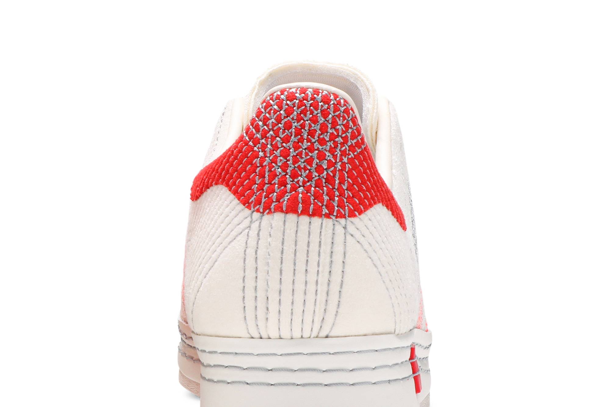 Sizing 克雷格·格林 x 阿迪達斯 超級巨星 '米色亮紅' FY5711