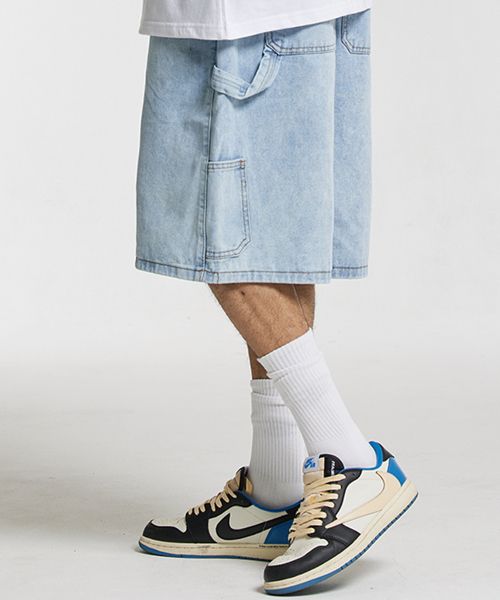 Shop CREAM SODA LAB Bermuda Carpenter Elastic Denim Shorts Light Blue CFZZ81S002