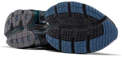 CRITIC x Reebok Premier Road Plus 6 'Hitam Reflektif' H03123 Details for CRITIC x Reebok Premier Road Plus 6 'Hitam Reflektif' H03123