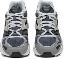 CRITIC x Reebok Premier Road Plus 6 '灰色反光' H03124 Shop CRITIC x Reebok Premier Road Plus 6 '灰色反光' H03124