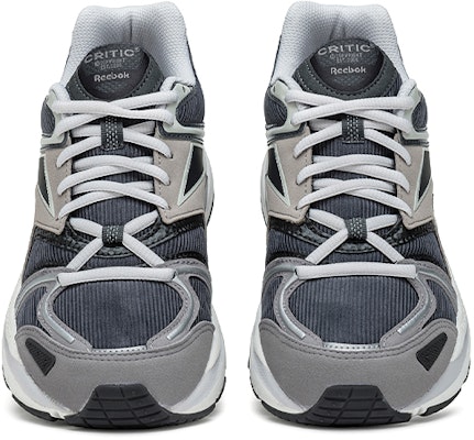 CRITIC x Reebok Premier Road Plus 6 '灰色反光' 运动鞋 H03124 Shop CRITIC x Reebok Premier Road Plus 6 '灰色反光' 运动鞋 H03124