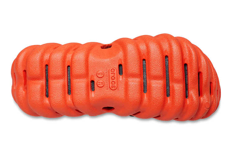 Sizing Crocs ''Oranje Zwart'' 210004-84J