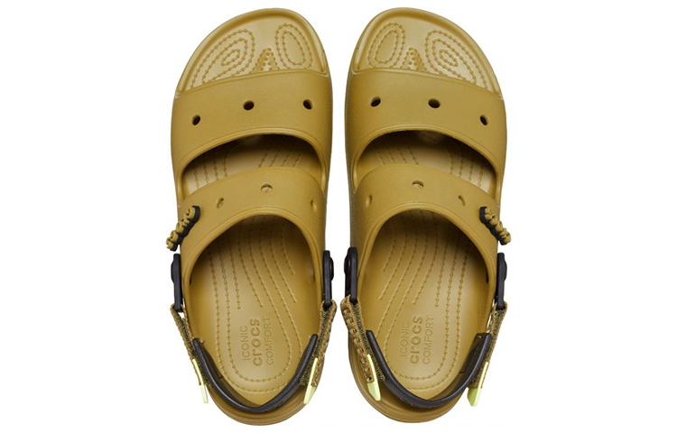 Lookbook Crocs 全地形凉鞋 '褐色' 207711-3UA