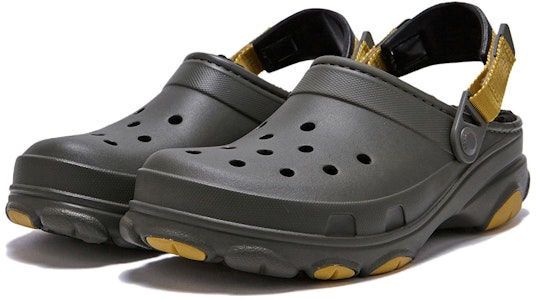 Crocs 卡駱馳 特林暖棉 洞洞鞋 男女同款 橄欖色 Lookbook Crocs 卡駱馳 特林暖棉 洞洞鞋 男女同款 橄欖色