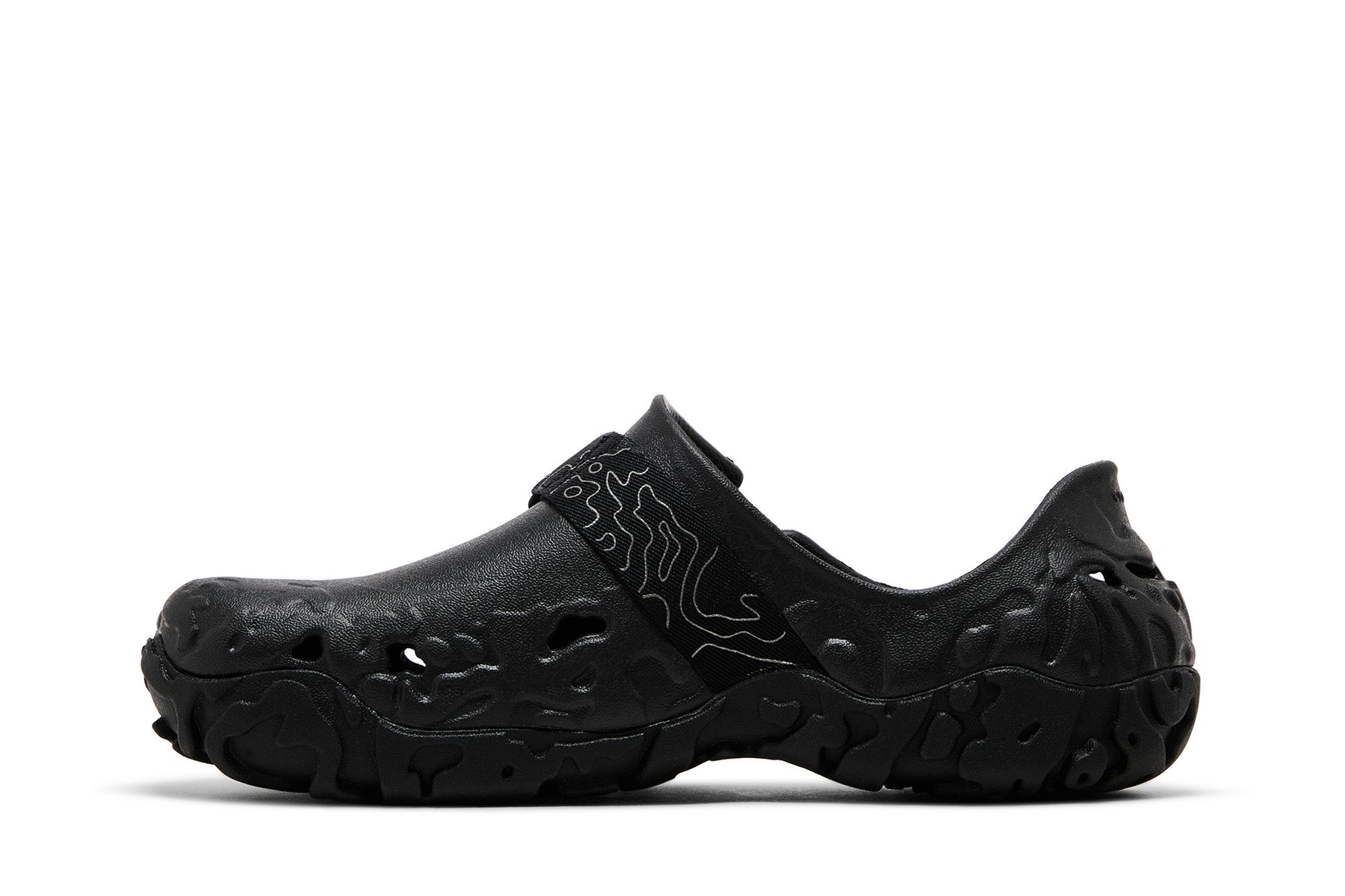 Shop Crocs All Terrain Atlas ''Nero'' 208173-060