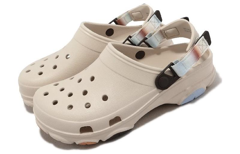 Shop クロックス オールテレイン カラーディップ クロッグ  セメントグレー 2092021F8