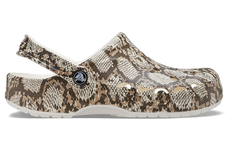 Order Crocs Baya Saisonale Bedruckte Clogs ''Oyster Mushroom''. 206230-13T