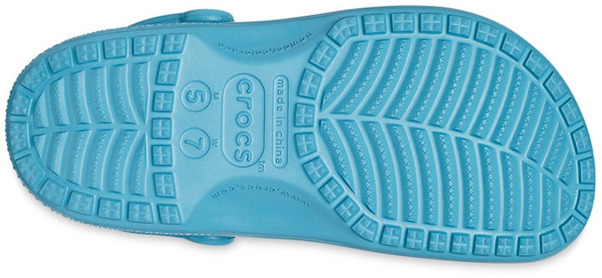 Sandal Unisex Crocs Pantai Biru Denim 10001-4ST Sizing Sandal Unisex Crocs Pantai Biru Denim 10001-4ST