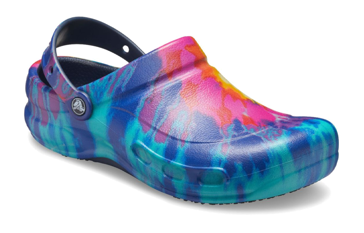Lookbook Crocs Bistro Zueco Tie Dye Colorido 204044-410
