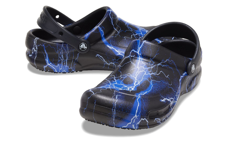 Shop Crocs Bistro Zuecos 'Rayos Negros Relámpago' 204044-0GZ