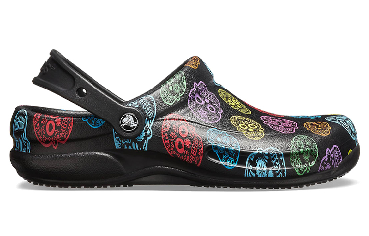 Order Crocs Bistro Graphic Clog 'Hitam Pantai Sporty' 204044-988