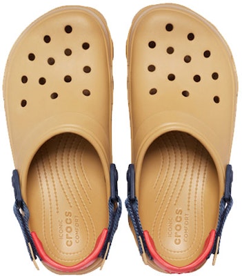 Crocs经典全地形拖鞋‘棕色’ 206340-2UG Shop Crocs经典全地形拖鞋‘棕色’ 206340-2UG