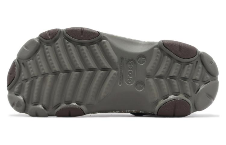 Shop Crocs Classic All-Terrain Clog Verde Oliva Polvoriento 209206-3N4