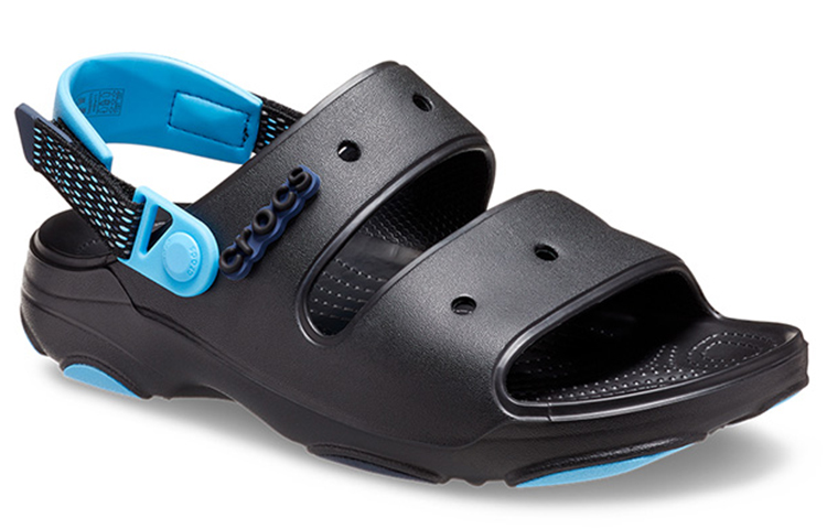 Lookbook Crocs卡駱馳 All-Terrain Sandal 輕盈舒適運動涼鞋 黑藍