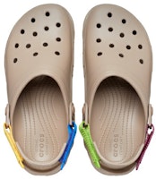 Shop Crocs卡駱馳 經典特林克駱格 沙灘洞洞涼鞋 男女同款 蘑菇色