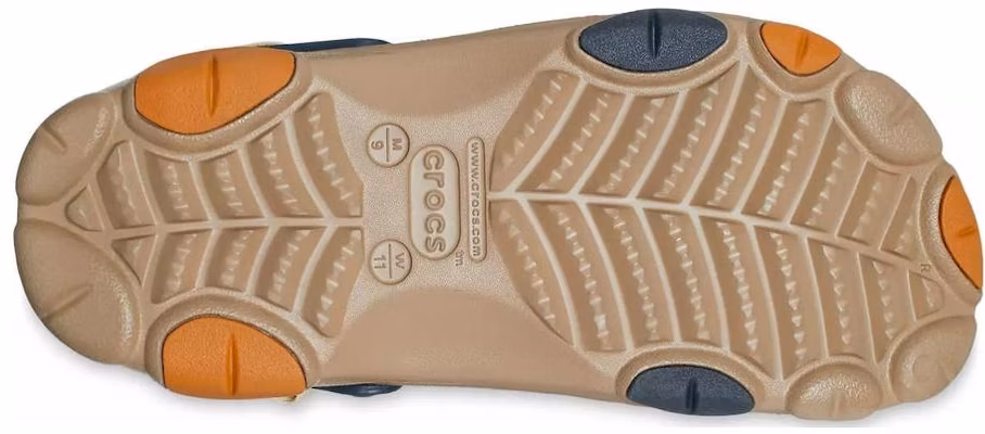 Crocs经典全地形拖鞋‘卡其色’ 206340-2F9 Shop Crocs经典全地形拖鞋‘卡其色’ 206340-2F9