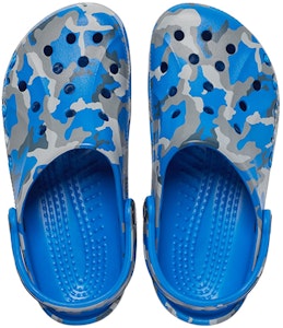 Crocs Classic Baya Kasut Rumah Camo 'Biru' 206230-4KW Lookbook Crocs Classic Baya Kasut Rumah Camo 'Biru' 206230-4KW