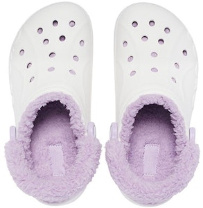 Crocs经典Baya毛绒带子洞洞鞋‘白色紫丁香’ 206633-577 Lookbook Crocs经典Baya毛绒带子洞洞鞋‘白色紫丁香’ 206633-577