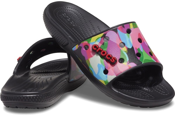 Crocs 舒適透氣 輕便泡泡迷彩圖樣拖鞋 黑色 Shop Crocs 舒適透氣 輕便泡泡迷彩圖樣拖鞋 黑色