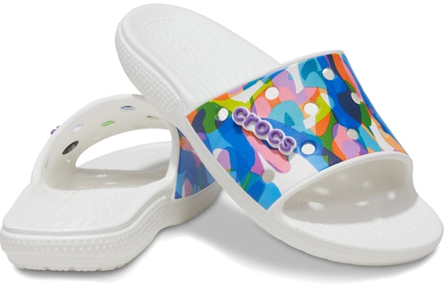 Crocs 舒適透氣 輕便泡泡迷彩印花拖鞋 白色 Shop Crocs 舒適透氣 輕便泡泡迷彩印花拖鞋 白色