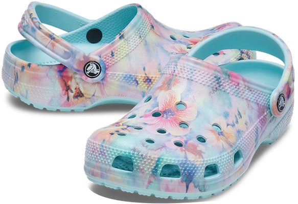 Crocs卡駱馳 Classic 洞洞運動涼鞋 男女同款 藍 Shop Crocs卡駱馳 Classic 洞洞運動涼鞋 男女同款 藍