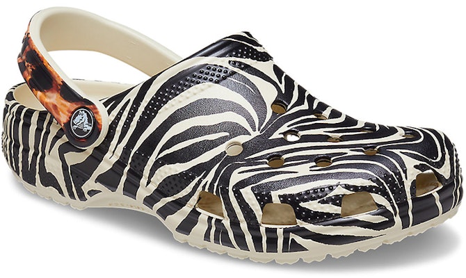 Crocs Classic Clog 'Rimix Haiwan' 207840_2Y9 Lookbook Crocs Classic Clog 'Rimix Haiwan' 207840_2Y9