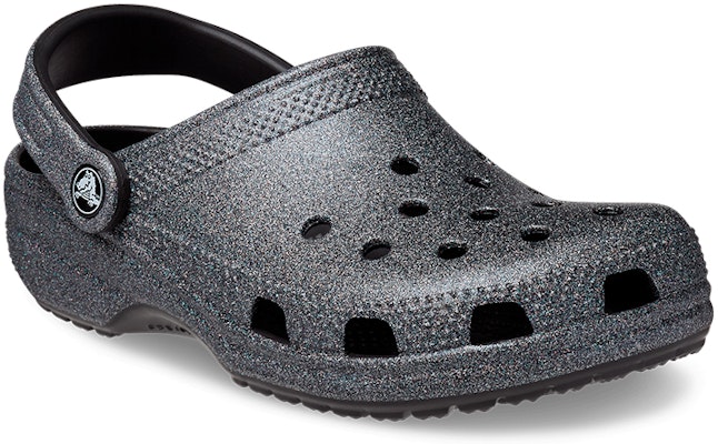 크록스 클래식 클로그 블랙 그레이 (Keurogseu Keullaesik Keulrogeu Beullaek Geurei) 207551-001 Lookbook 크록스 클래식 클로그 블랙 그레이 (Keurogseu Keullaesik Keulrogeu Beullaek Geurei) 207551-001