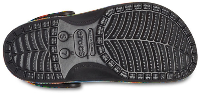 Crocs Classic Clog 'Black Multicolor' 206230-0C4 Sizing Crocs Classic Clog 'Black Multicolor' 206230-0C4
