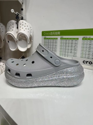Kasut Crocs Classic Clog 'Shiny Puff' 208256-1FT Buy Kasut Crocs Classic Clog 'Shiny Puff' 208256-1FT