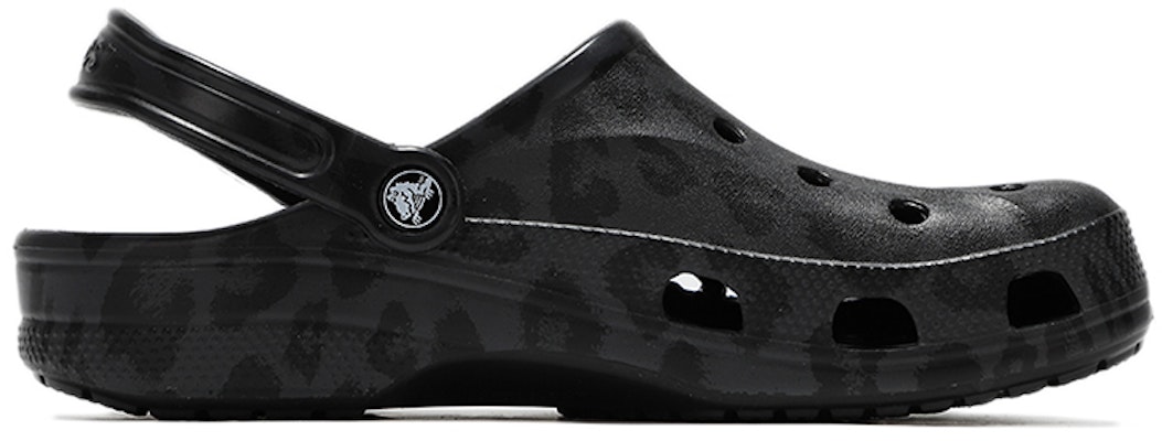Kasut Crocs Classic Clog Unisex Hitam 206230-95K Order Kasut Crocs Classic Clog Unisex Hitam 206230-95K