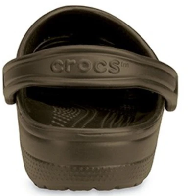 Crocs 经典拖鞋 波哥大咖啡色凉鞋 11038-280 Shop Crocs 经典拖鞋 波哥大咖啡色凉鞋 11038-280