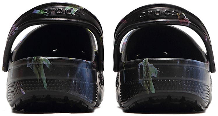 크록스 클래식 블랙 (Crocs Classic Black) 206868-001 Lookbook 크록스 클래식 블랙 (Crocs Classic Black) 206868-001