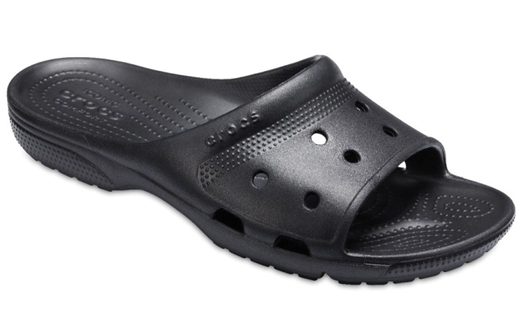 Lookbook Crocs Classic Clog Kasual Unisex Selipar Hitam 205315-001