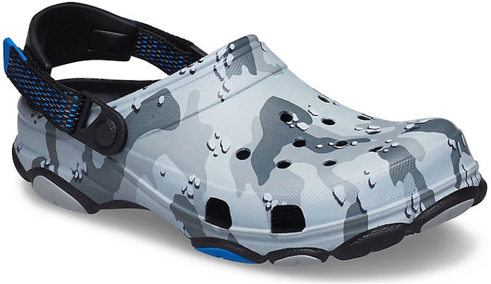 Crocs Classic Clog Desert Camouflage Outdoor Beach Unisex Black Gray Sandals 207305-097 Lookbook Crocs Classic Clog Desert Camouflage Outdoor Beach Unisex Black Gray Sandals 207305-097
