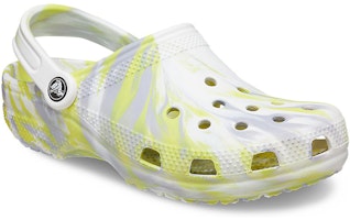 Crocs Zueco Clásico Mármol Playa Deportivo Unisex Blanco Gris Sandalias 206867-1FJ Lookbook Crocs Zueco Clásico Mármol Playa Deportivo Unisex Blanco Gris Sandalias 206867-1FJ