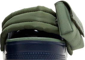 Zuecos Crocs Classic Naruto Shippuden Kakashi 209445-410 Sizing Zuecos Crocs Classic Naruto Shippuden Kakashi 209445-410