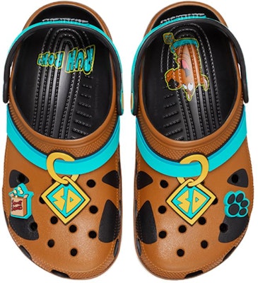 Crocs Classic Clog Scooby-Doo! - Zuecos clásicos de Scooby-Doo! 210100-001 Lookbook Crocs Classic Clog Scooby-Doo! - Zuecos clásicos de Scooby-Doo! 210100-001
