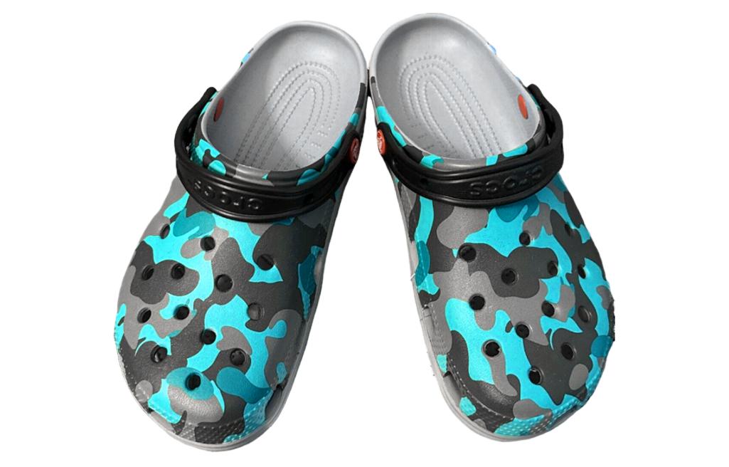 Lookbook 크록스 클래식 클로그 만달로리안 카모 (Crocs Classic Clog Mandalorian Camo) 207585-90H