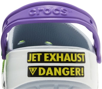 Crocs Classic Clog Toy Story Buzz Lightyear 209545-0ID Sizing Crocs Classic Clog Toy Story Buzz Lightyear 209545-0ID