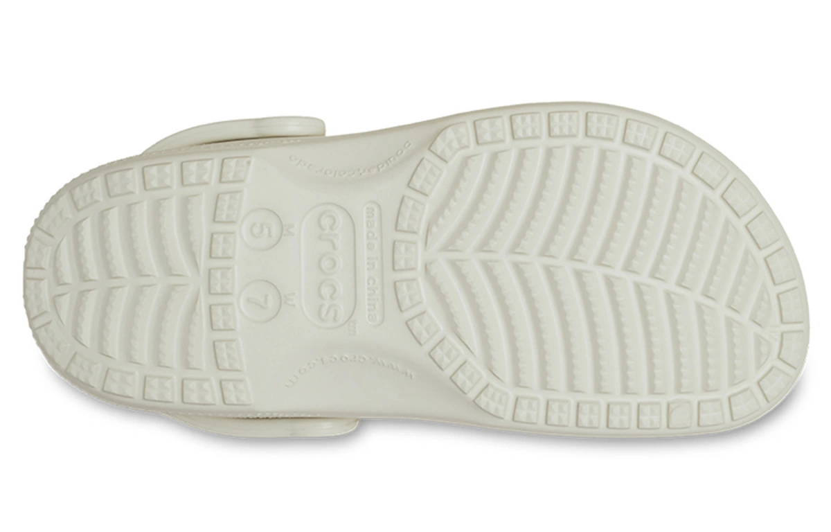 Crocs Classic Clogs 'Linen'