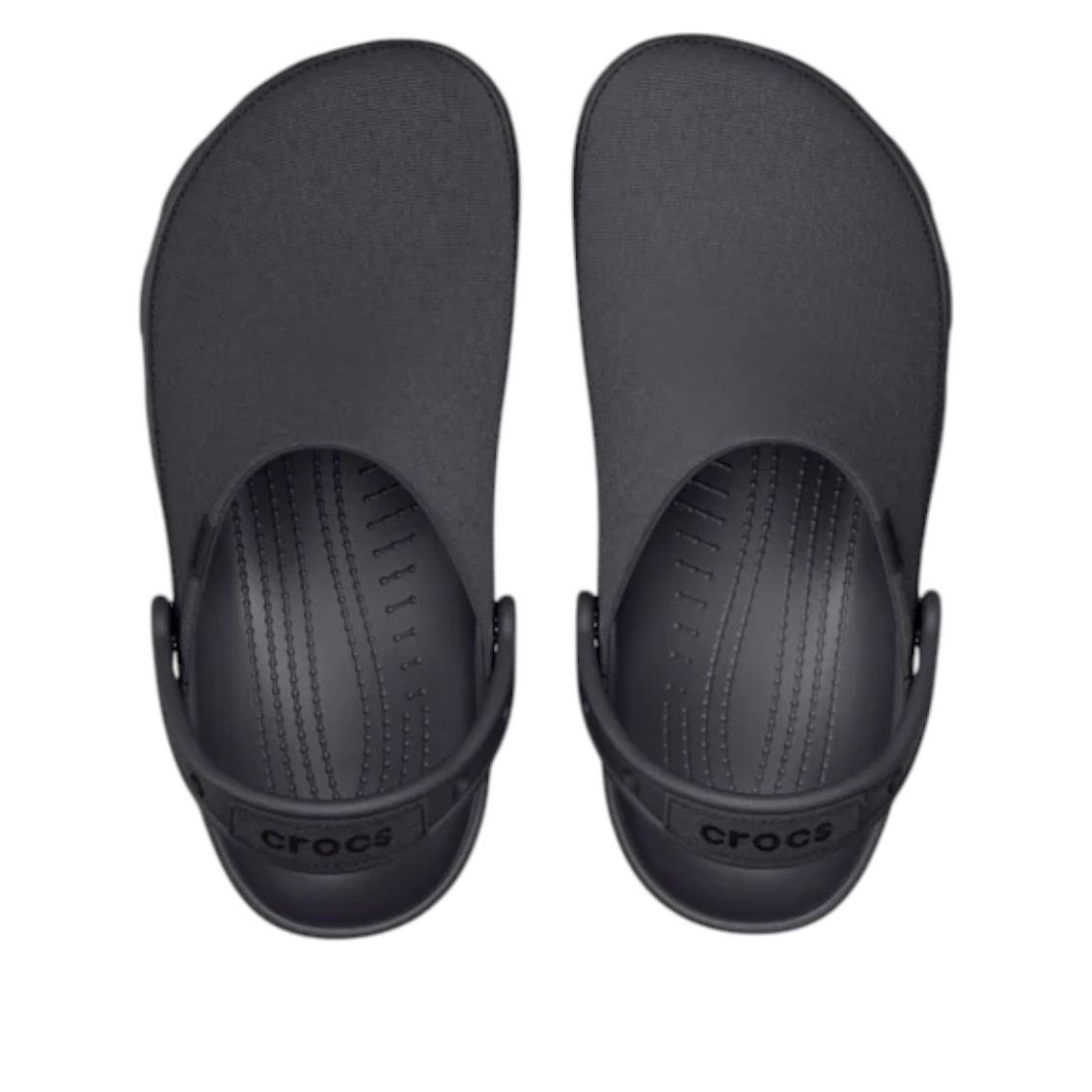 Shop Crocs 经典手工洞洞鞋 ''黑沙'' 211354-0LD