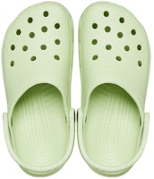 Crocs 經典克駱格沙灘洞洞涼鞋 男女同款 灰蒙綠 Shop Crocs 經典克駱格沙灘洞洞涼鞋 男女同款 灰蒙綠