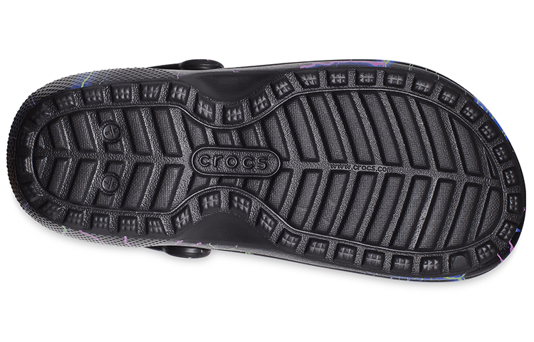 Sizing Sandal Crocs Classic Sports Unisex Hitam 206706-060