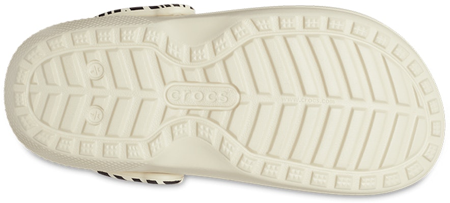 Crocs Classic Lined Animal Remix Clog 'Black' 207842-2Y9 Sizing Crocs Classic Lined Animal Remix Clog 'Black' 207842-2Y9
